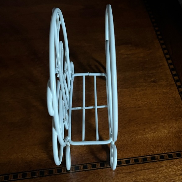 Vintage Butterfly Napkin Letter Holder - Picture 3 of 6